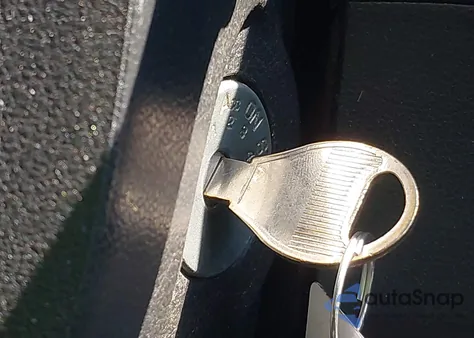 2018 Nissan Versa 1.6 S+ from USA, damaged, VIN 3N1CN7AP5JL819838